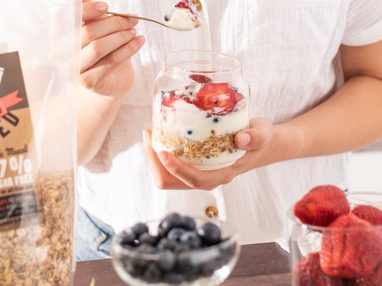 What is the difference between Prebiotics and probiotics